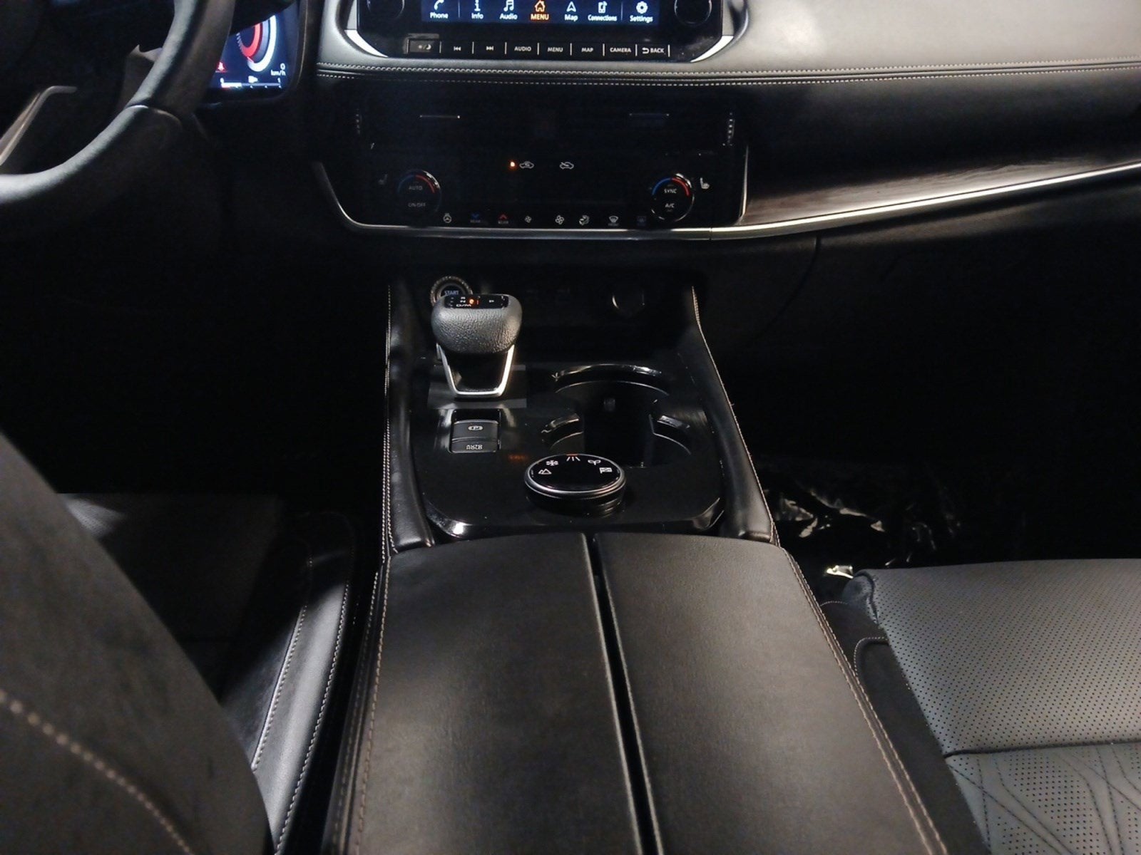 2023 Nissan Rogue Platinum W/ PANORAMIC SUNROOF & HEADS-UP DISPLAY