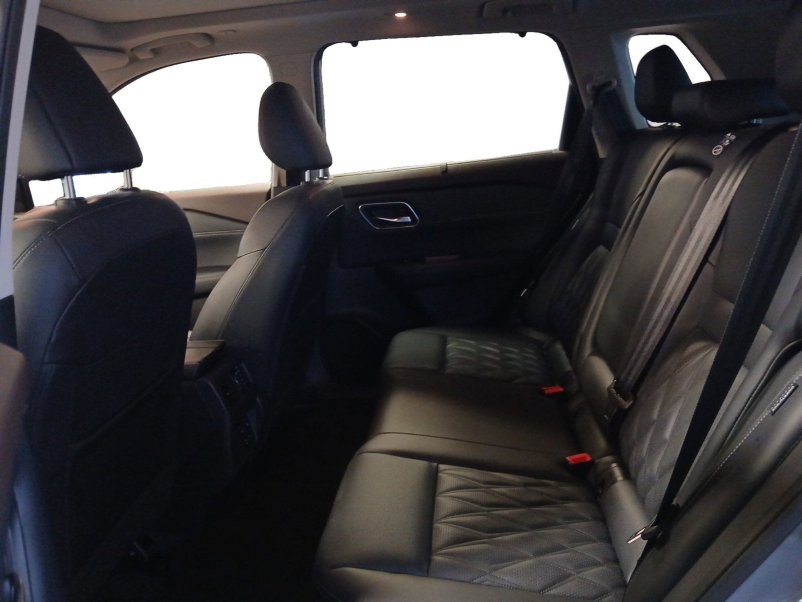 2023 Nissan Rogue Platinum W/ PANORAMIC SUNROOF & HEADS-UP DISPLAY