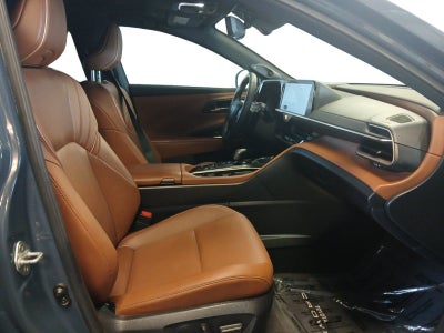 2025 Toyota Crown Signia Limited