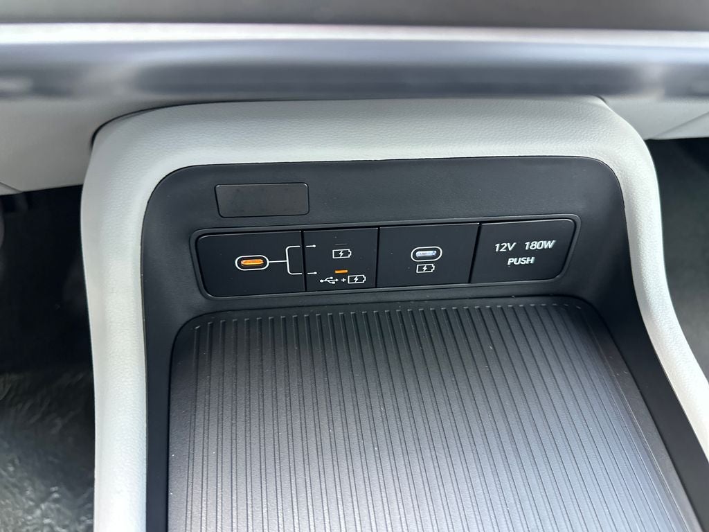 2027 Hyundai Kona SE