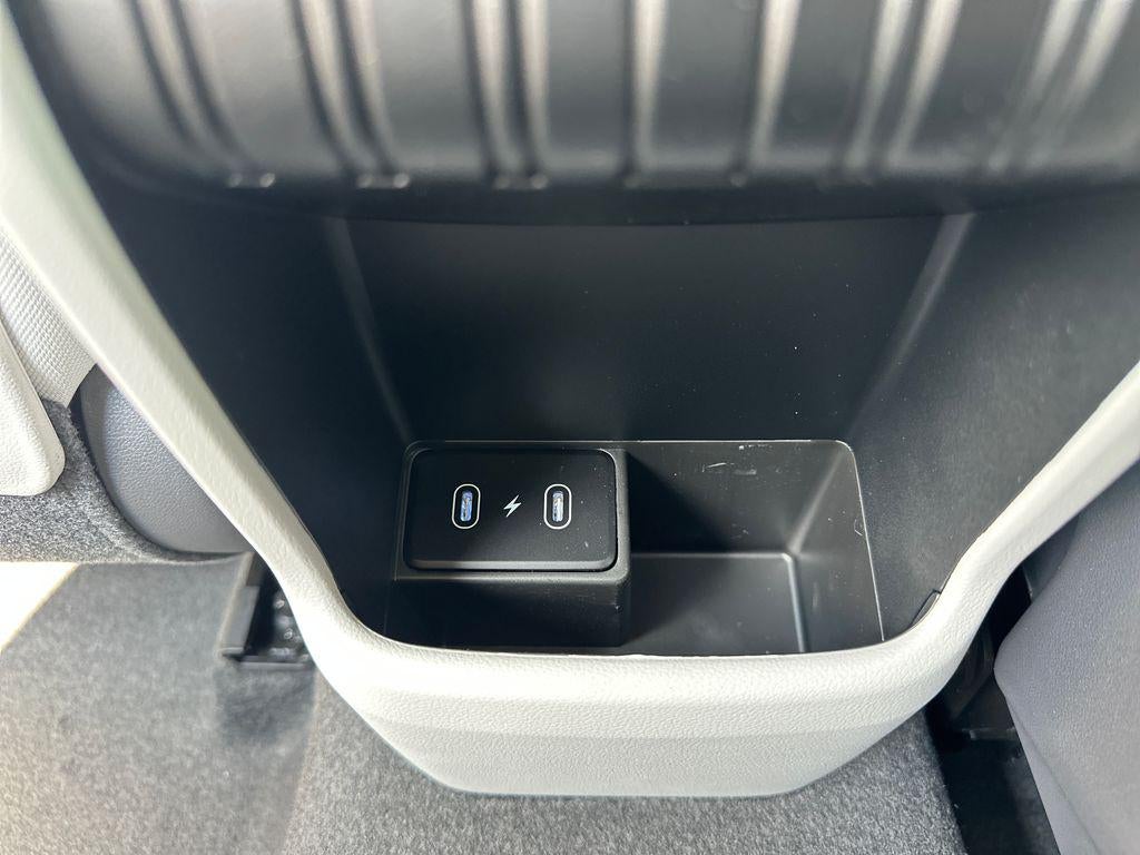 2027 Hyundai Kona SE
