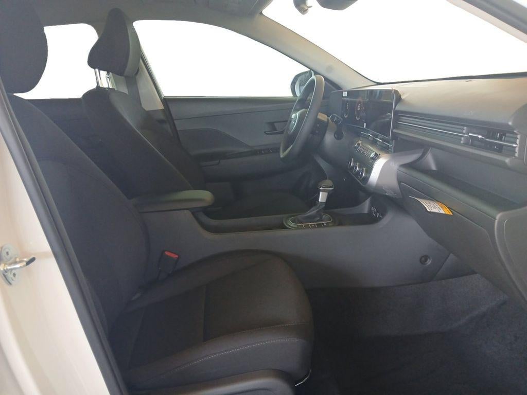 2027 Hyundai Kona SE