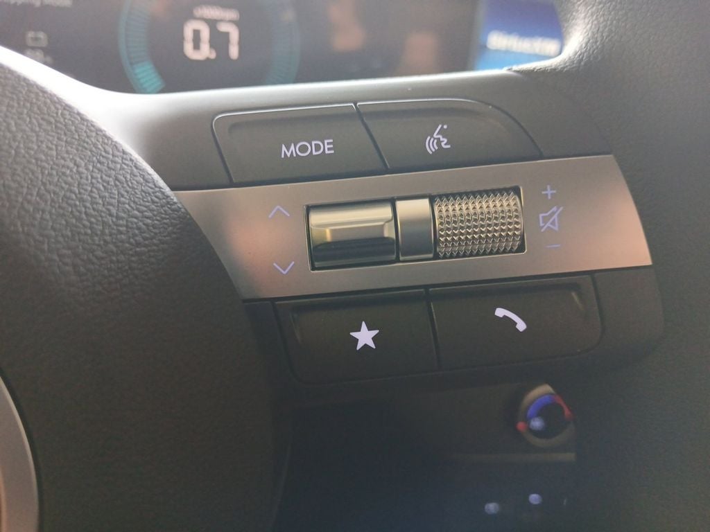 2027 Hyundai Kona SE