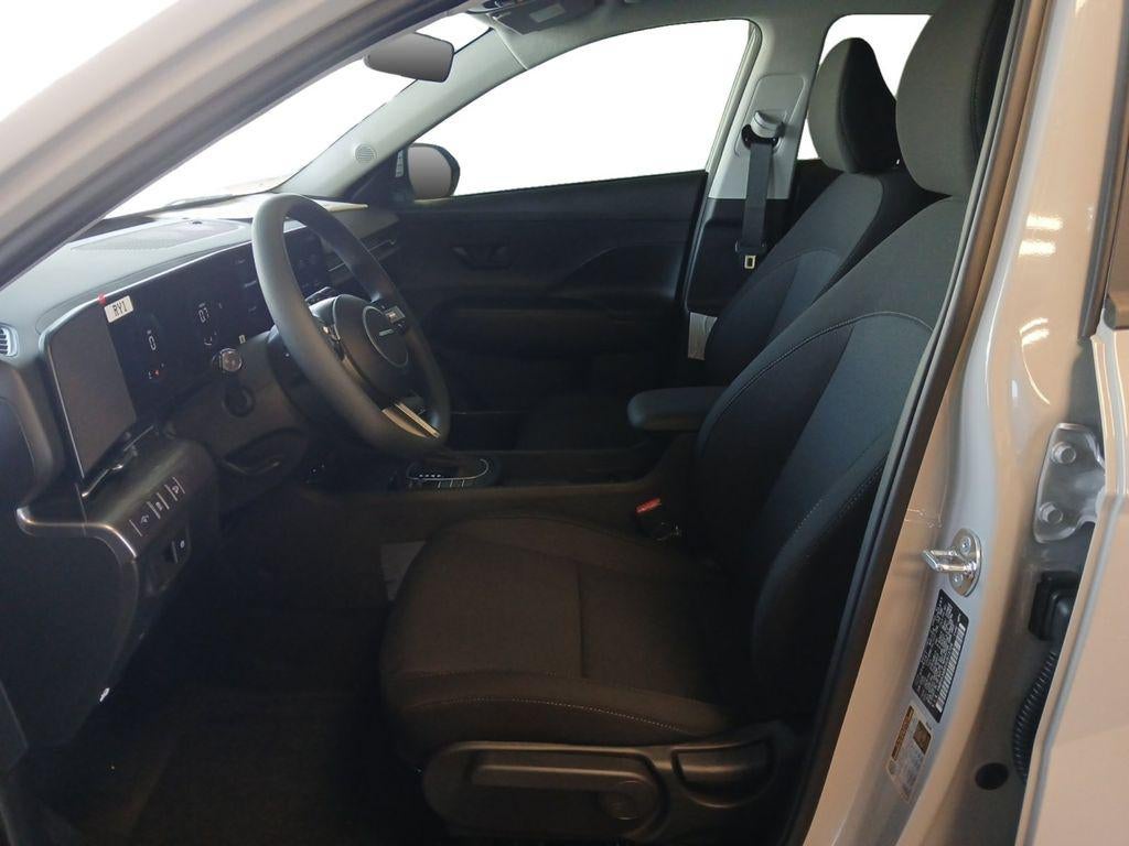 2027 Hyundai Kona SE