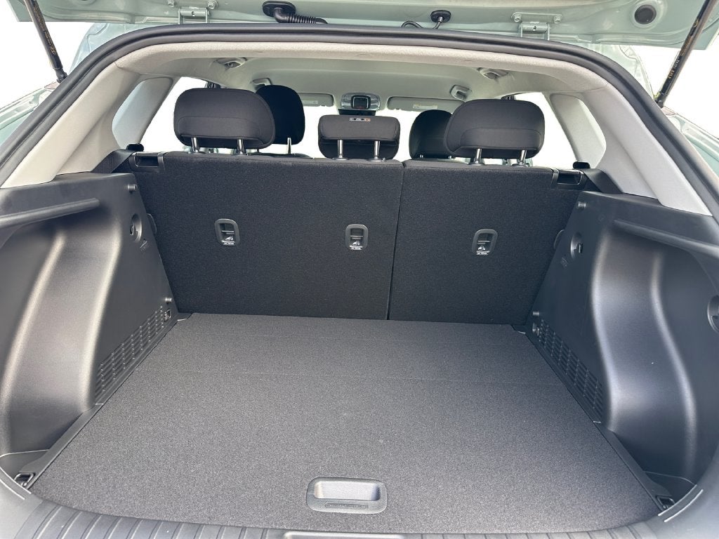 2027 Hyundai Kona SE