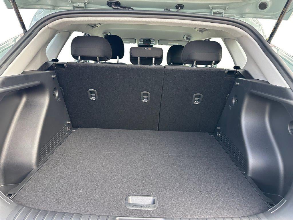 2027 Hyundai Kona SE