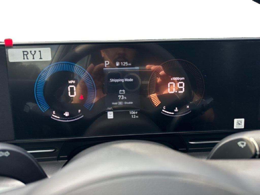 2027 Hyundai Kona SE