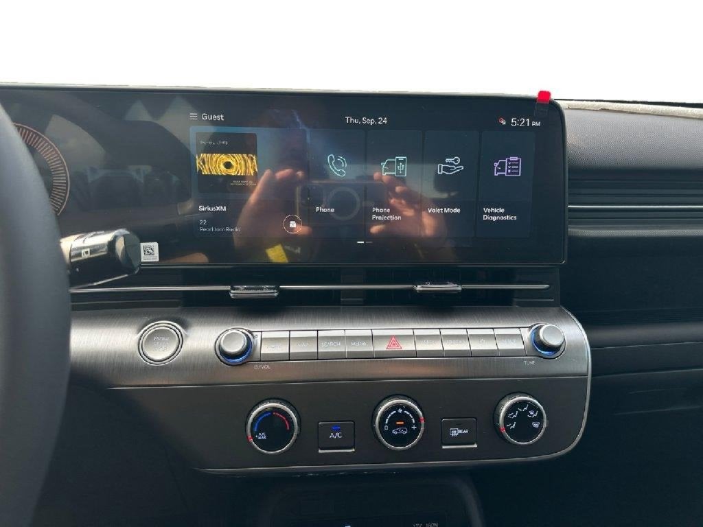 2027 Hyundai Kona SE