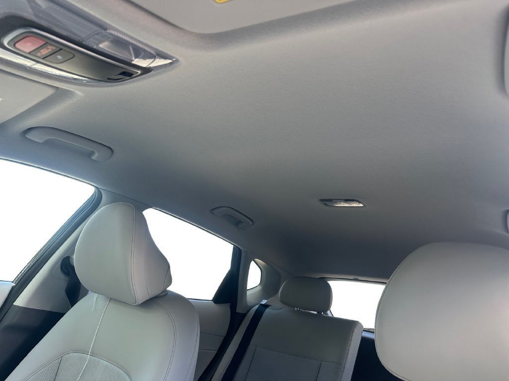 2027 Hyundai Kona SEL Premium