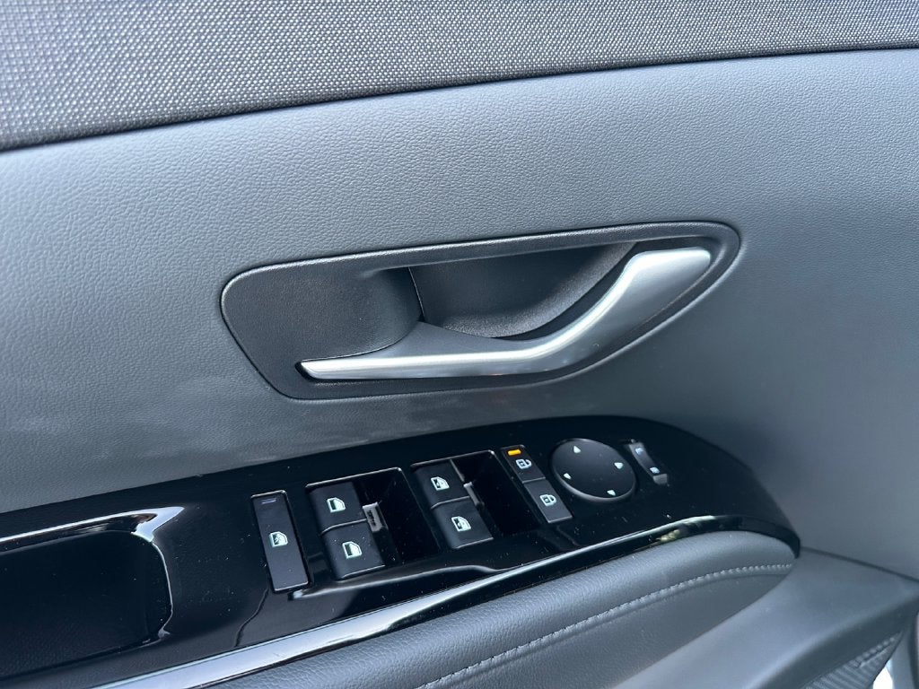 2026 Hyundai Tucson Hybrid Night