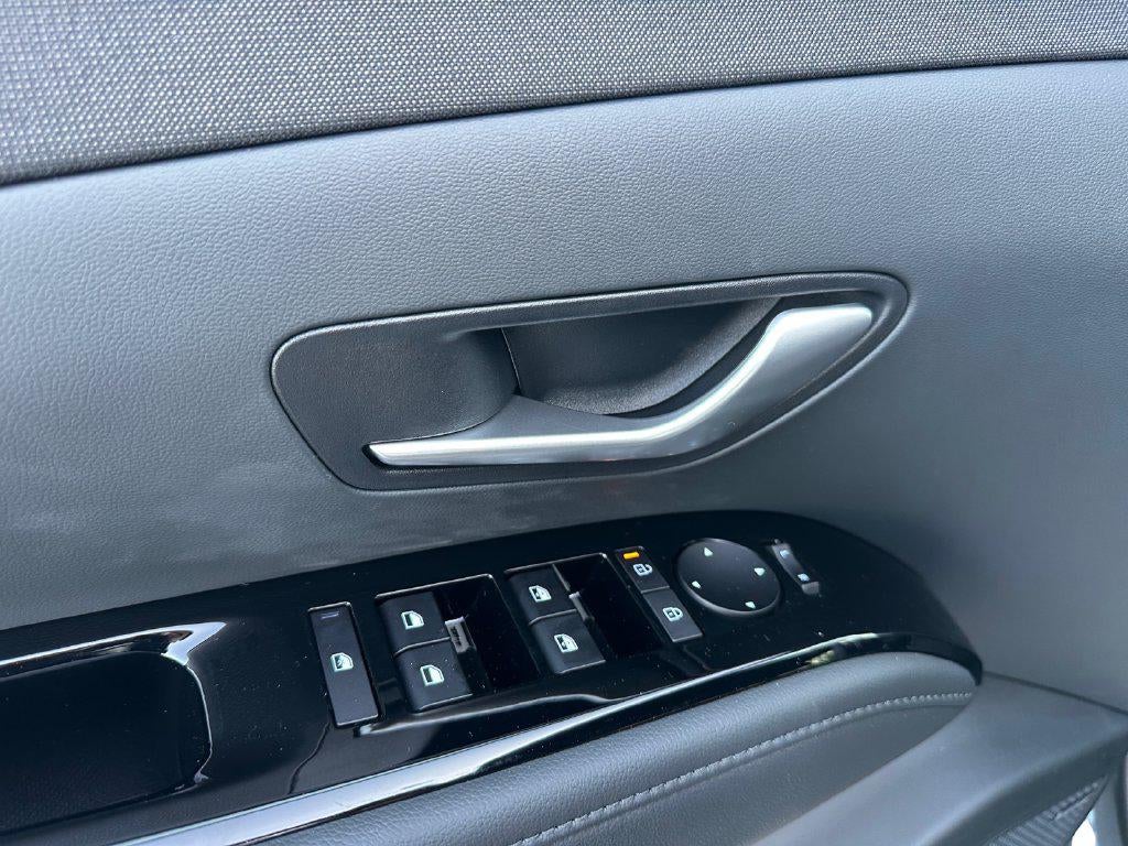 2026 Hyundai Tucson Hybrid Night