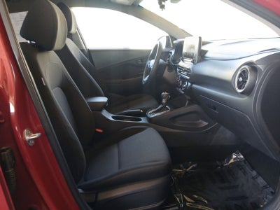 2022 Hyundai Kona SEL W/ SMART KEY AND PUSH START