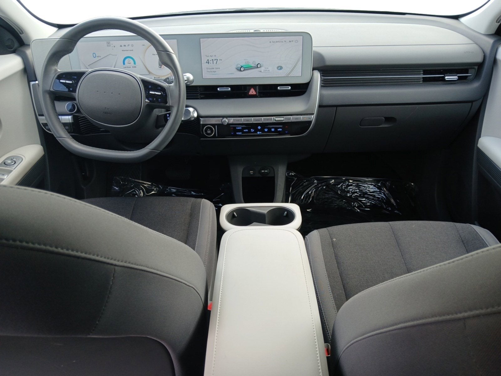 2024 Hyundai IONIQ 5 SE W/ GPS NAVIGATION & BACK-UP CAMERA