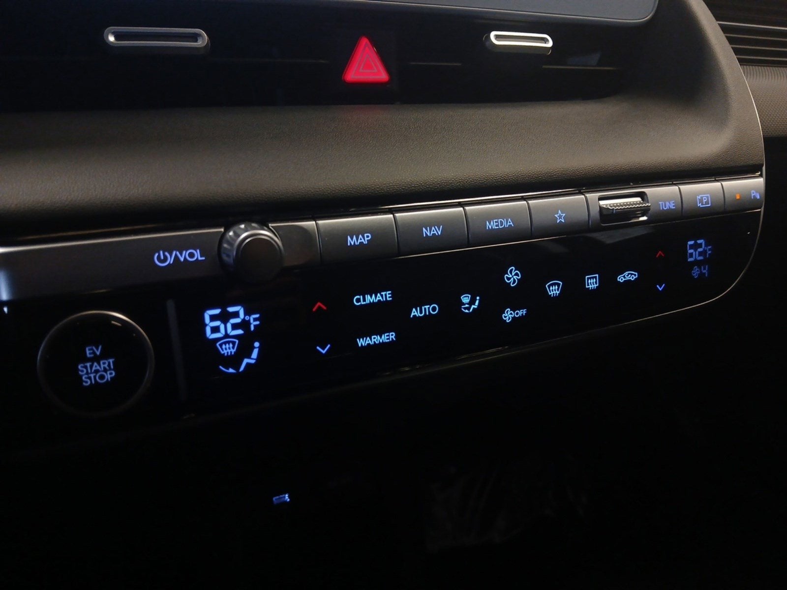 2024 Hyundai IONIQ 5 SEL W/ SMART CRUISE CONTROL