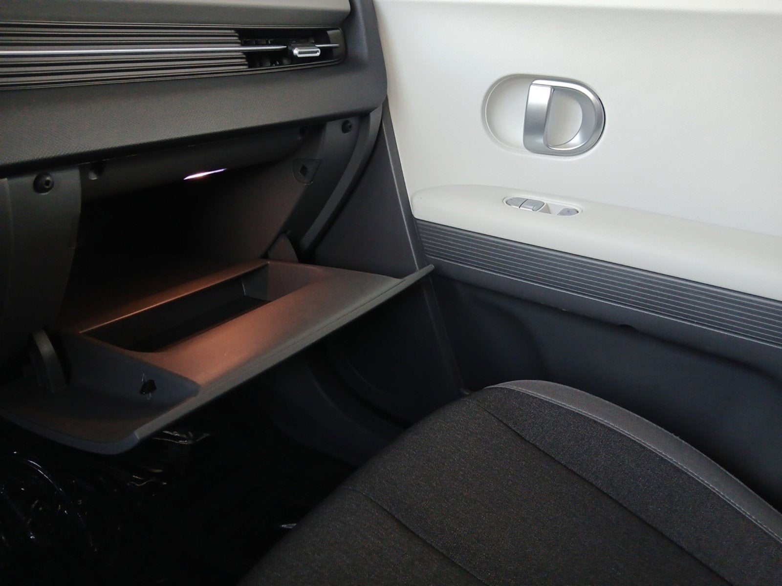 2024 Hyundai IONIQ 5 SEL W/ SMART CRUISE CONTROL