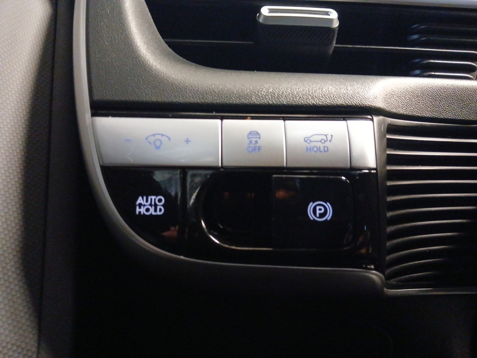 2024 Hyundai IONIQ 5 SEL W/ SMART CRUISE CONTROL