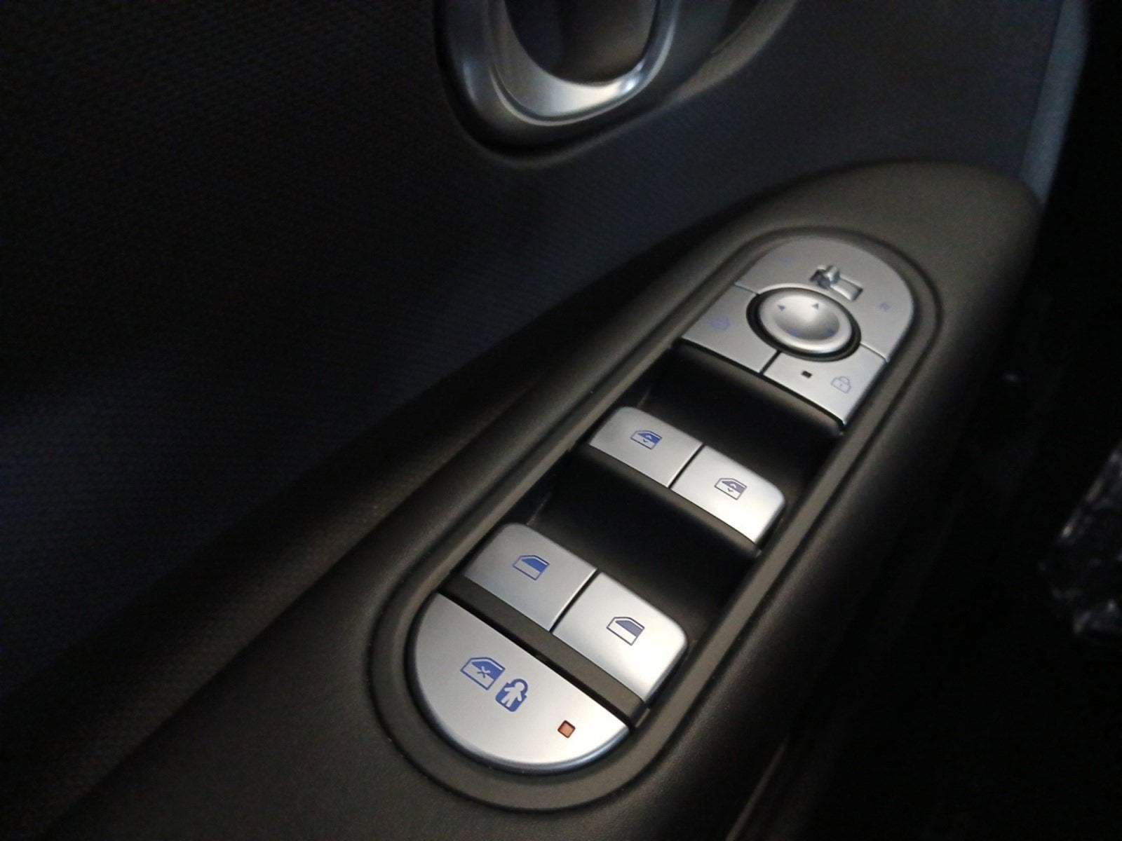 2024 Hyundai IONIQ 5 SEL W/ SMART CRUISE CONTROL & BACKUP CAMERA