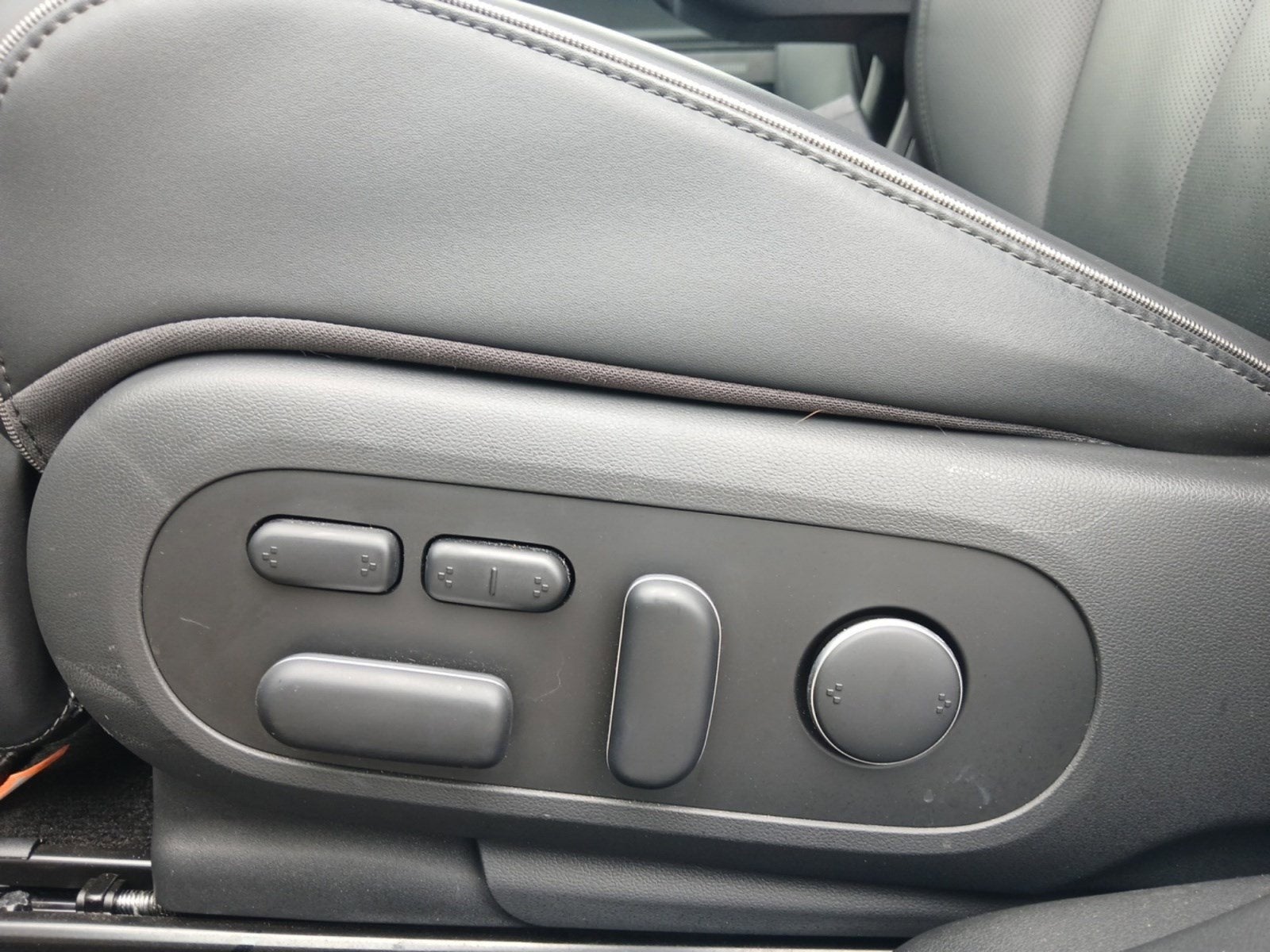 2024 Hyundai IONIQ 5 Limited W/ HEADS-UP DISPLAY & 360 DEGREE CAMERA