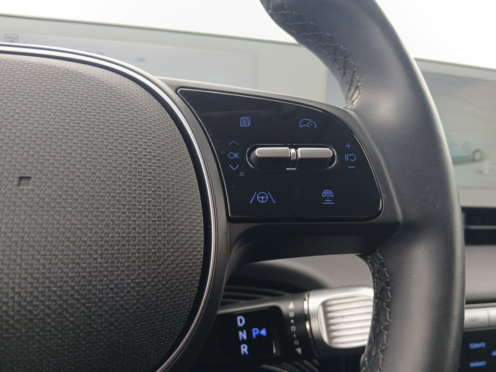 2024 Hyundai IONIQ 5 Limited W/ HEADS-UP DISPLAY & 360 DEGREE CAMERA