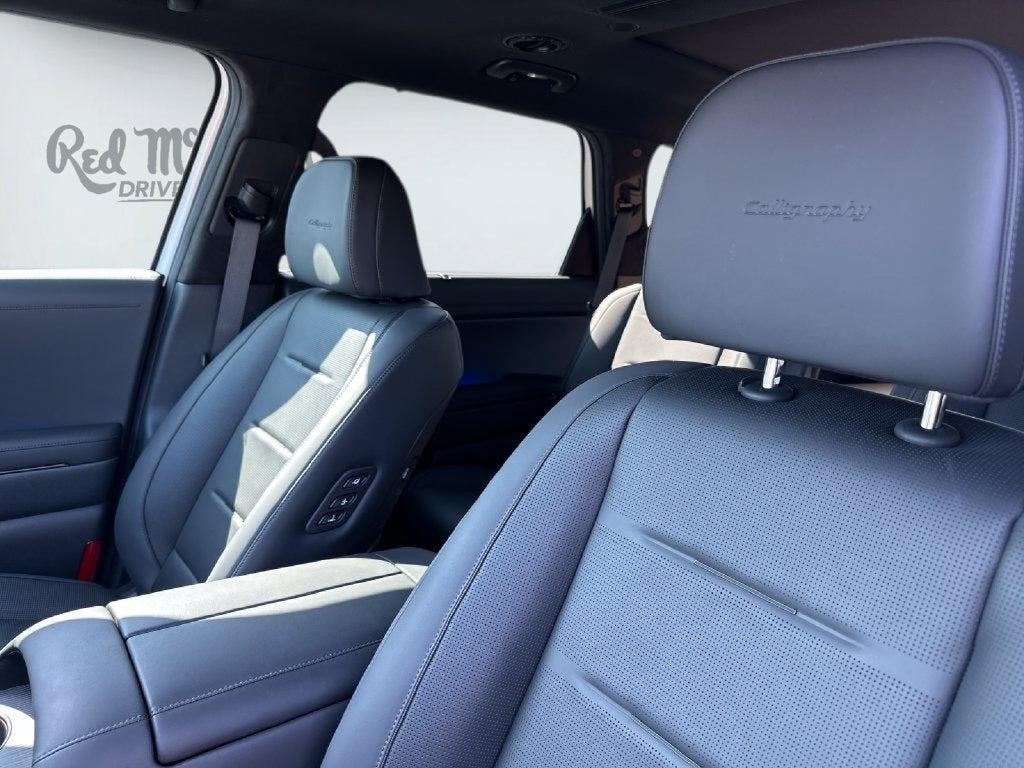 2027 Hyundai Palisade Hybrid Calligraphy Black Ink
