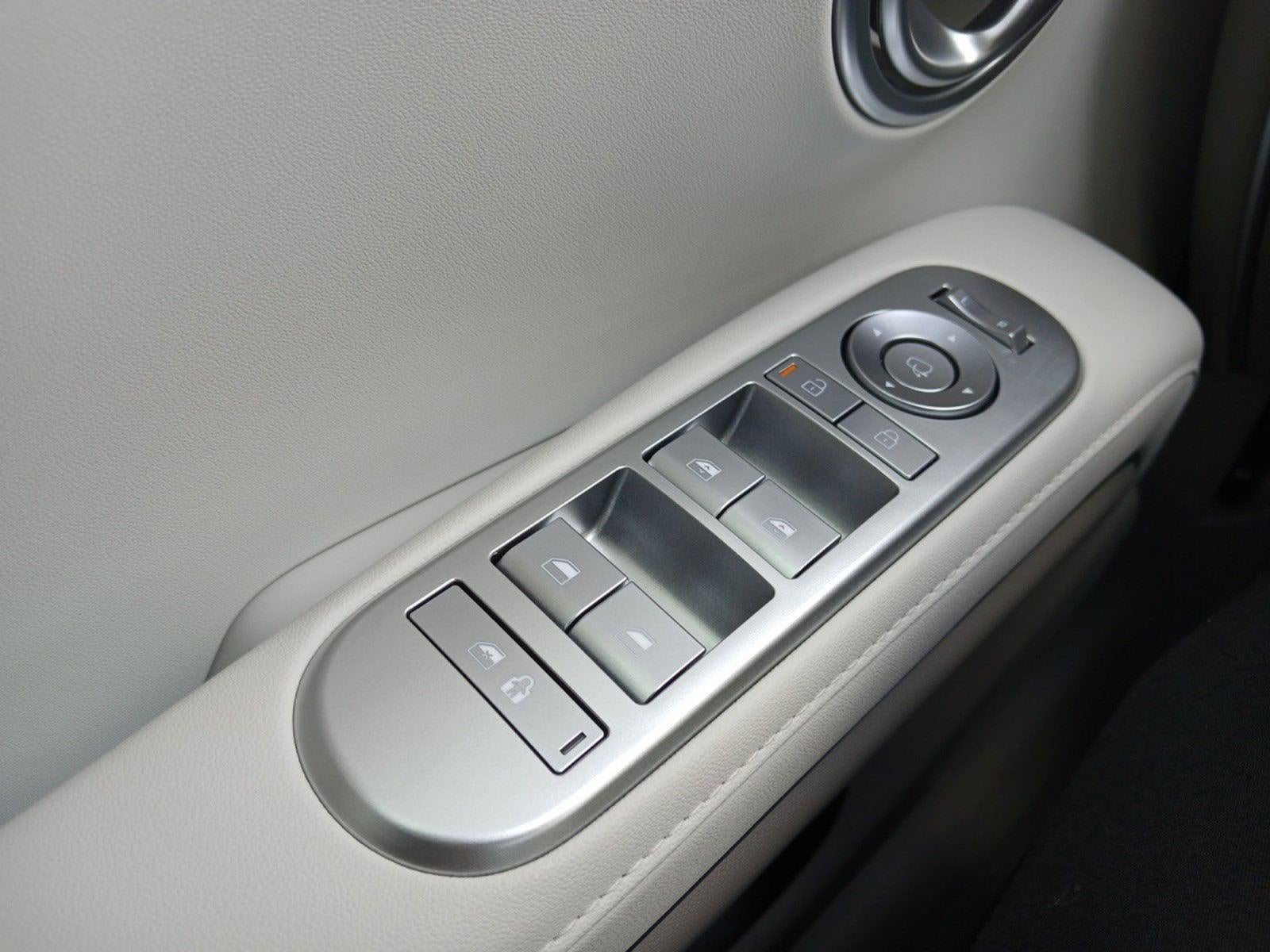 2026 Hyundai Palisade SEL Premium 8 Passenger WITH BLIND-SPOT MONITOR