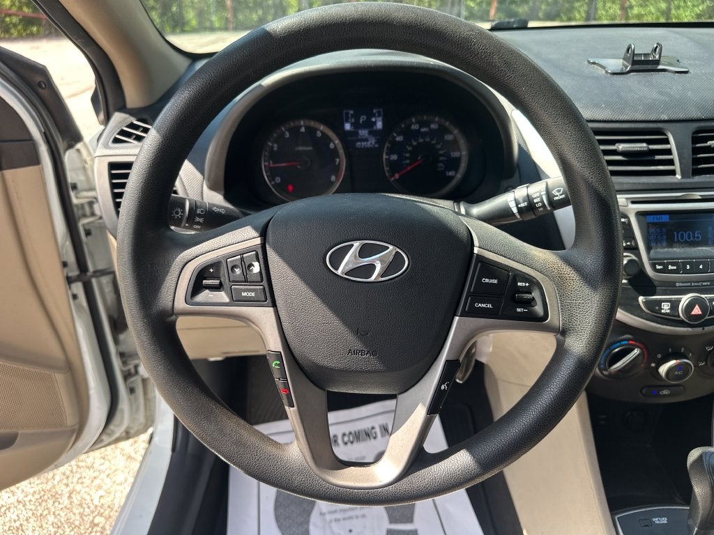 2016 Hyundai Accent SE