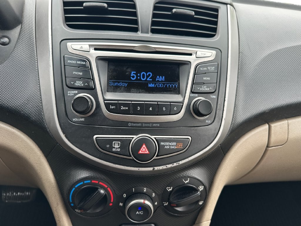 2016 Hyundai Accent SE