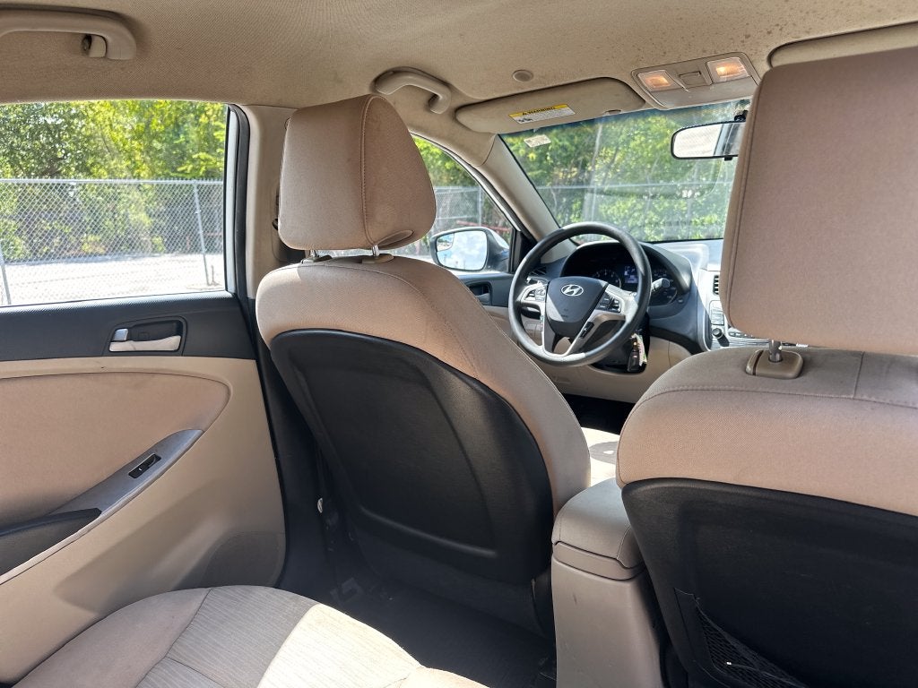 2016 Hyundai Accent SE
