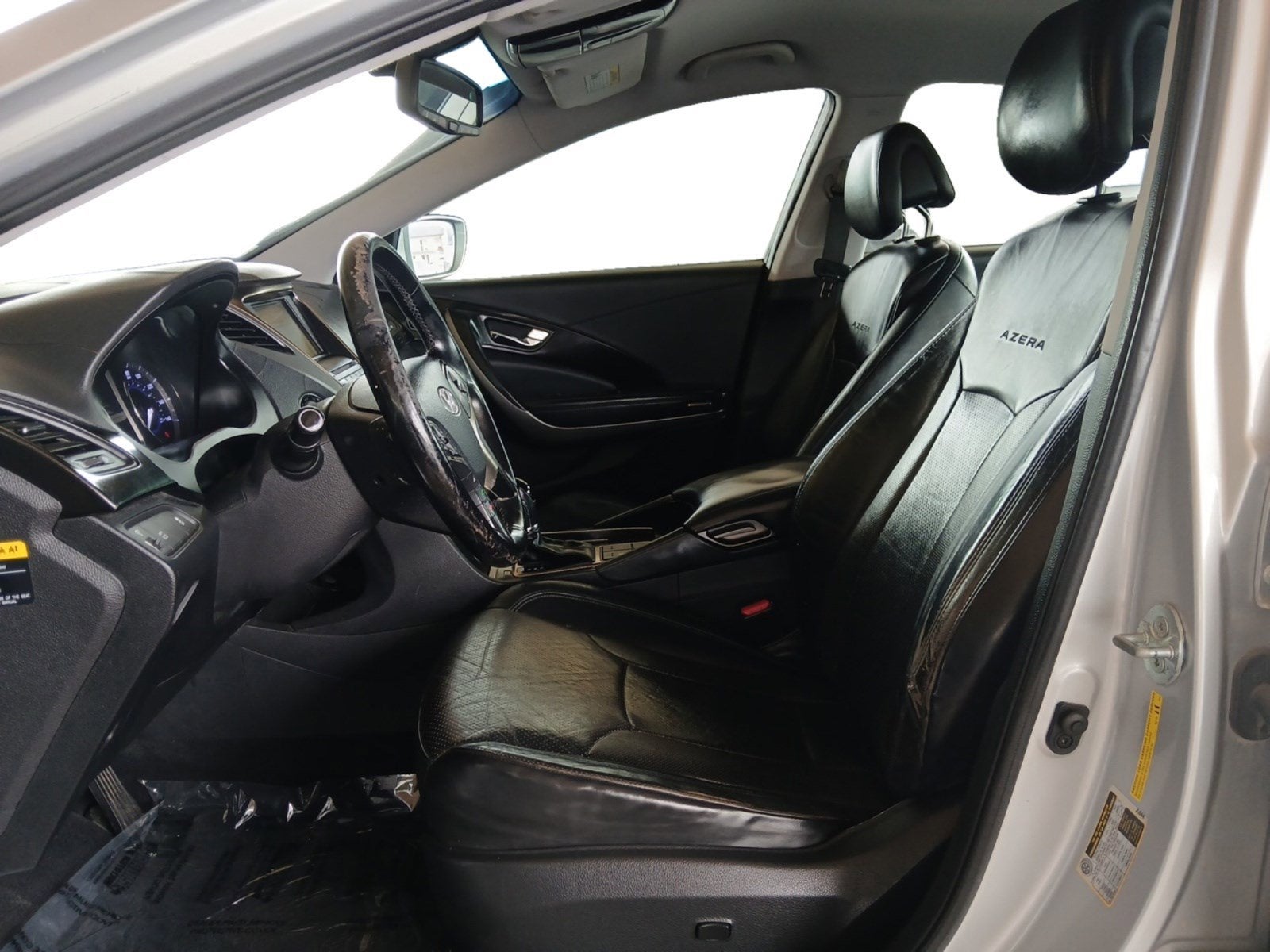 2012 Hyundai Azera Base W/ BACK UP CAMERA & NAVIGATION