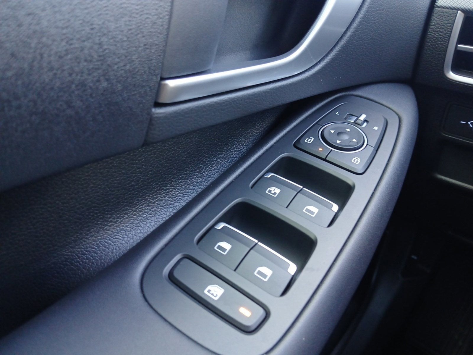 2026 Hyundai Sonata SE W/ LANE KEEPING & FOLLOWING ASSIST