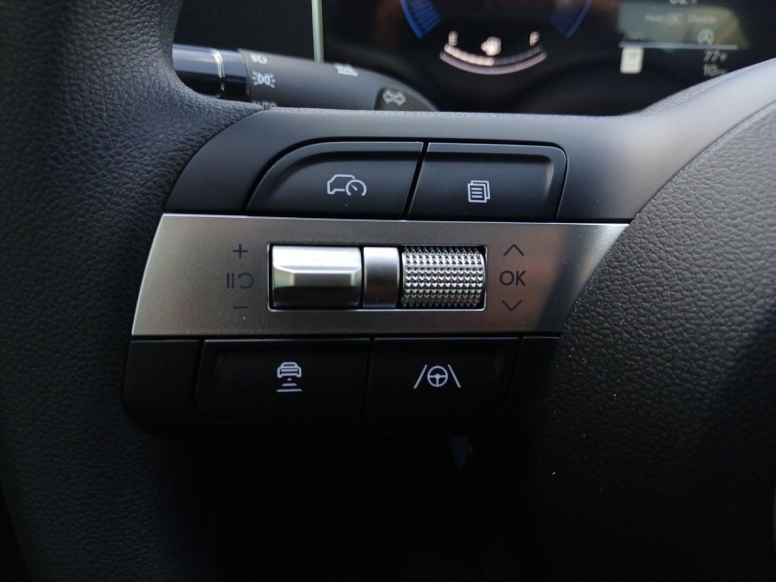 2026 Hyundai Sonata SE W/ LANE KEEPING & FOLLOWING ASSIST