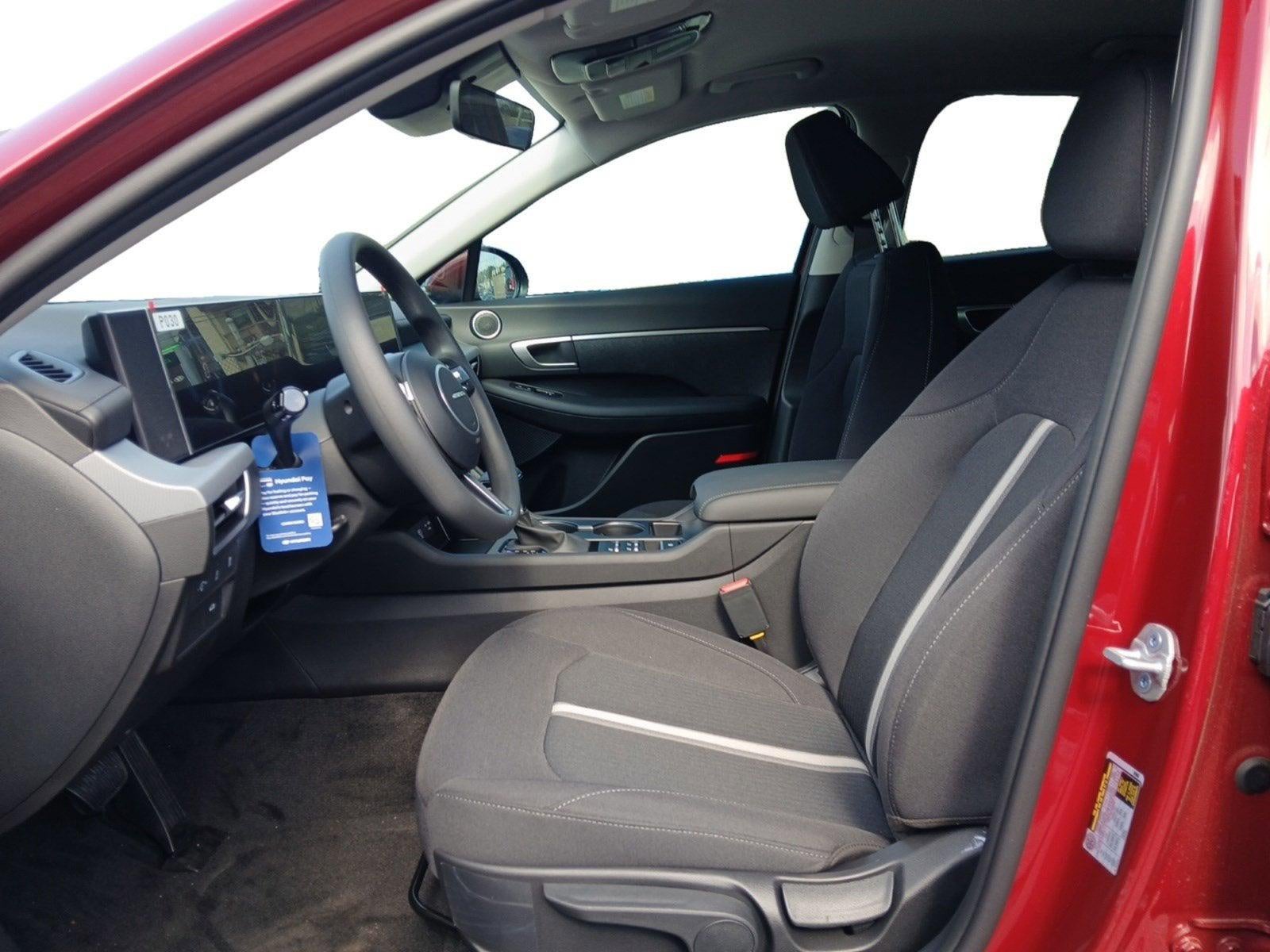 2026 Hyundai Sonata SE W/ LANE KEEPING & FOLLOWING ASSIST