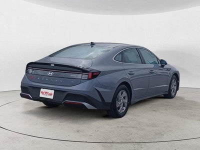 2025 Hyundai Sonata SE