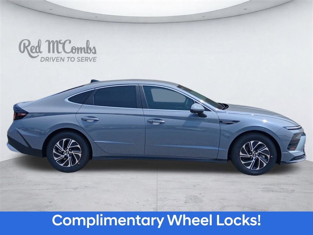 2026 Hyundai Sonata Hybrid Blue