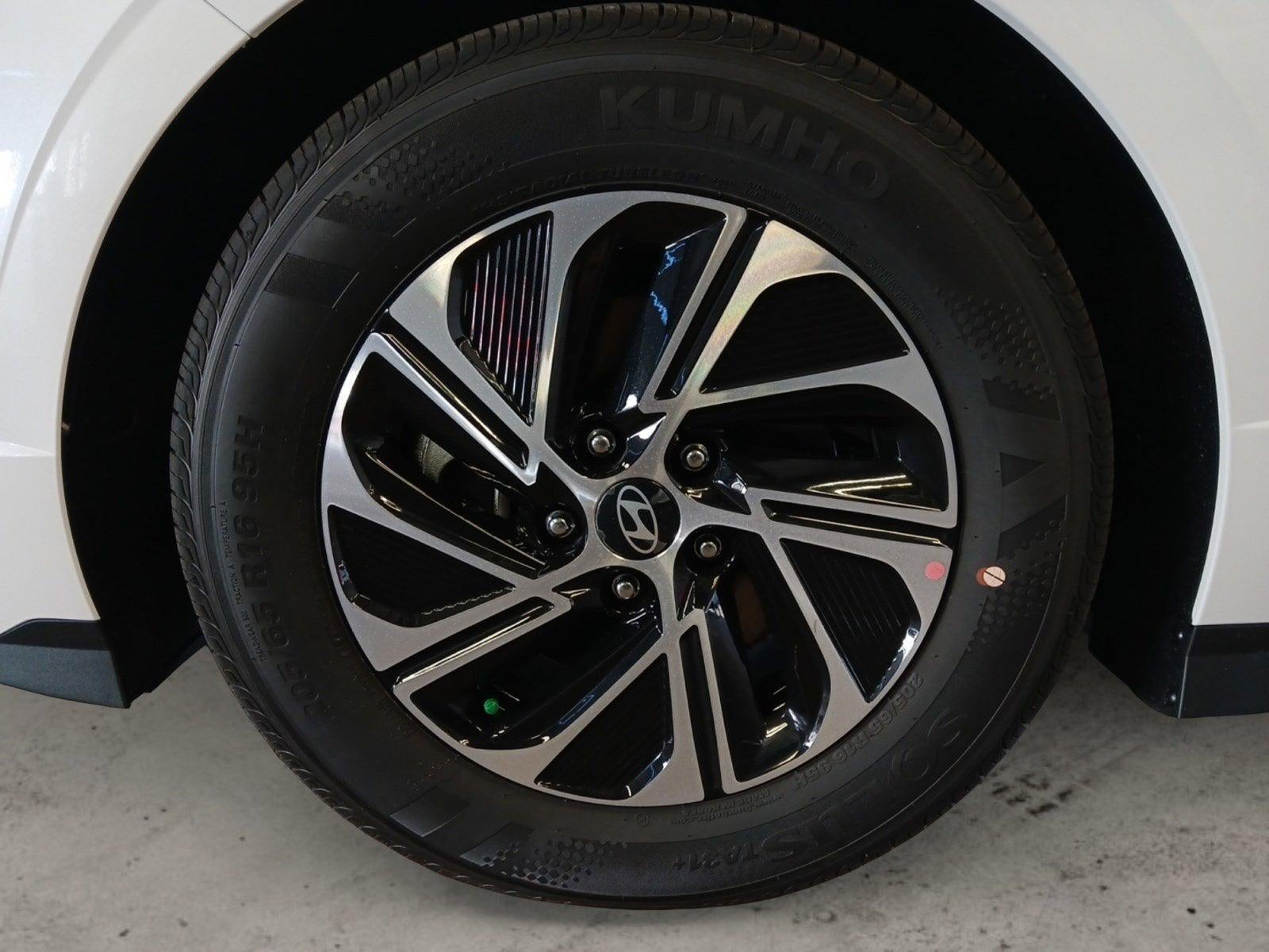 2026 Hyundai Sonata Hybrid Blue W/ REARVIEW CAMERA & DUAL CLIMATE CONTROL