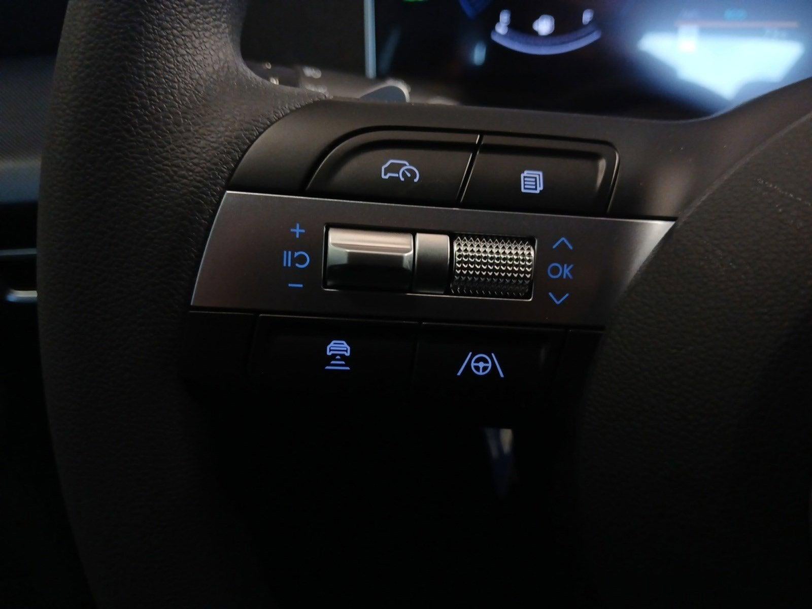 2026 Hyundai Sonata Hybrid Blue W/ REARVIEW CAMERA & DUAL CLIMATE CONTROL