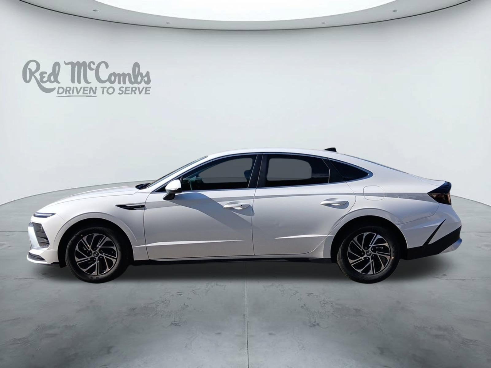 2026 Hyundai Sonata Hybrid Blue W/ REARVIEW CAMERA & DUAL CLIMATE CONTROL