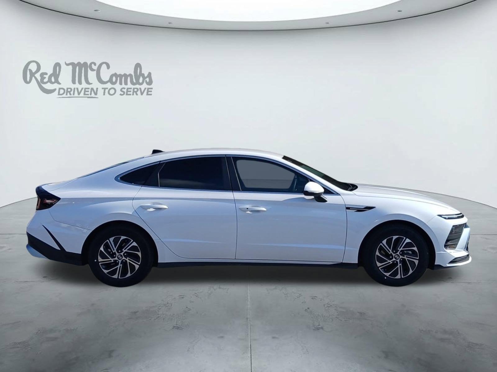 2026 Hyundai Sonata Hybrid Blue W/ REARVIEW CAMERA & DUAL CLIMATE CONTROL