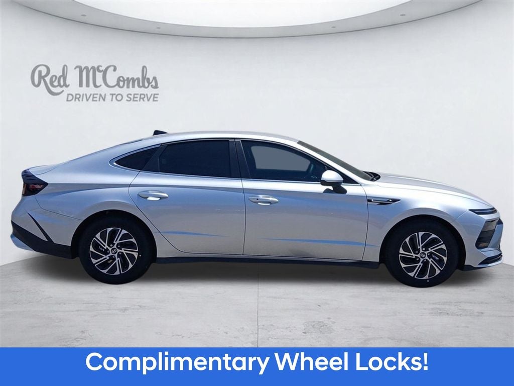 2026 Hyundai Sonata Hybrid Blue