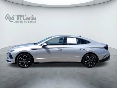 2024 Hyundai Sonata SEL W/ HEATED FRONT SEATS & BACKUP CAMERA