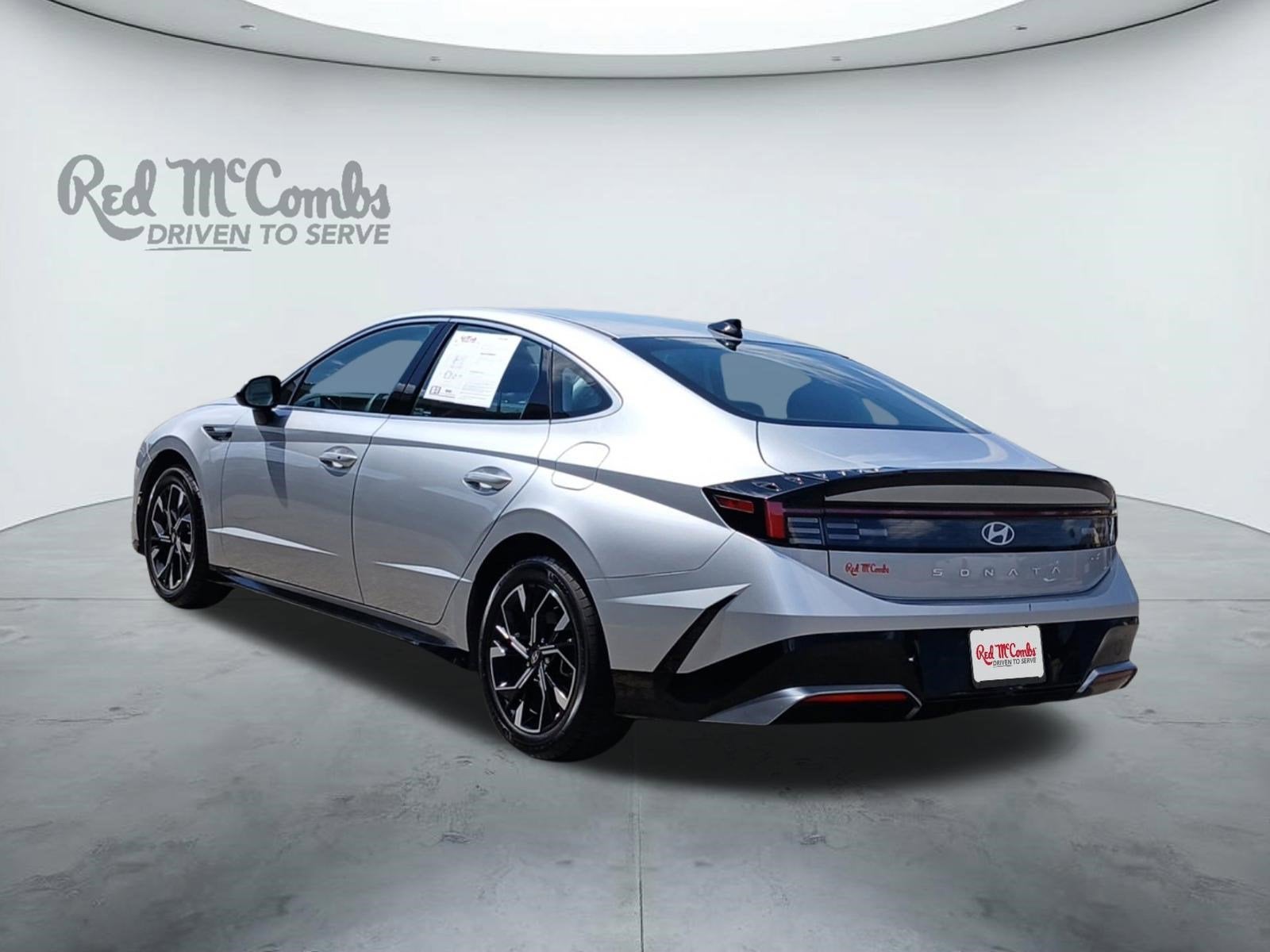 2024 Hyundai Sonata SEL W/ HEATED FRONT SEATS & BACKUP CAMERA