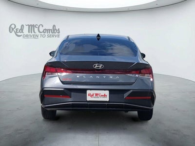 2026 Hyundai Elantra SE