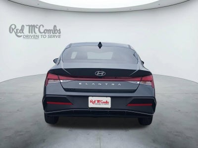 2025 Hyundai Elantra SE
