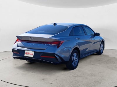 2026 Hyundai Elantra SE