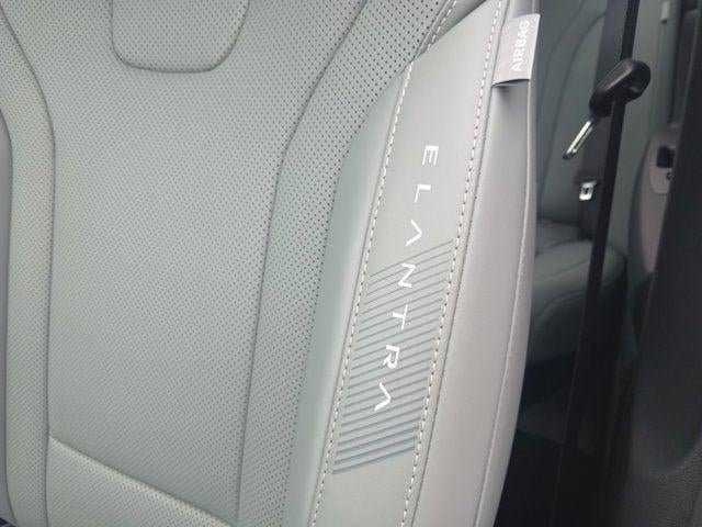 2025 Hyundai Elantra Hybrid Limited