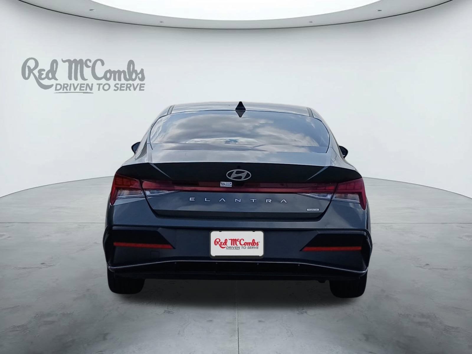 2025 Hyundai Elantra Hybrid Limited