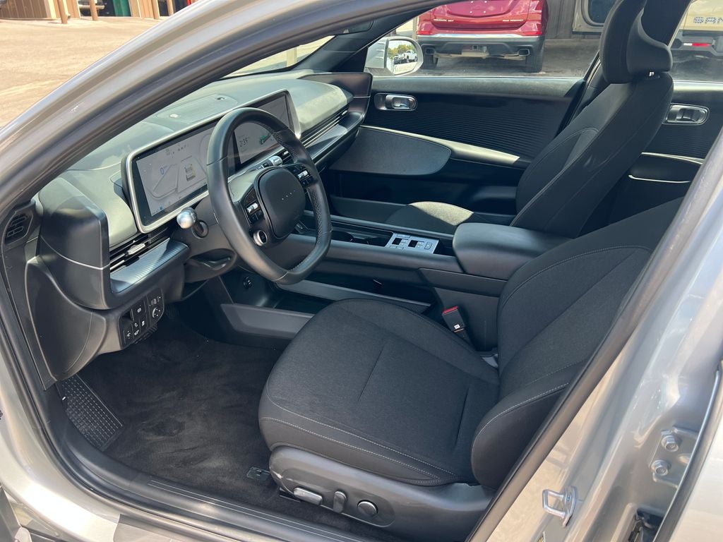 2024 Hyundai IONIQ 6 SE