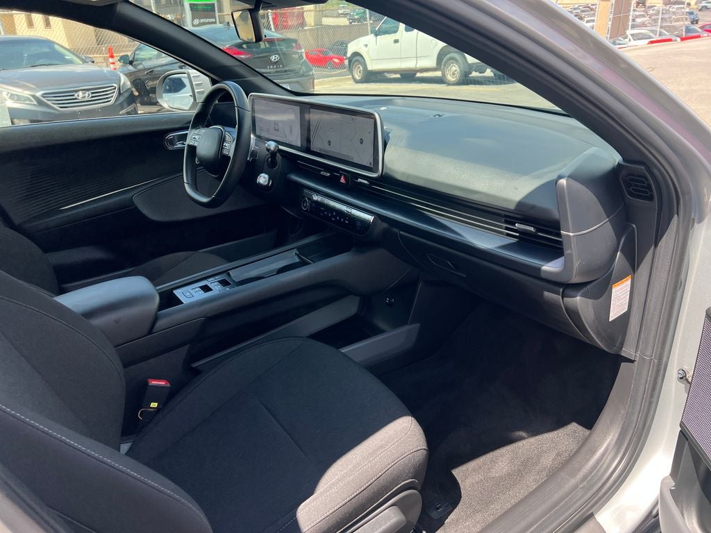 2024 Hyundai IONIQ 6 SE