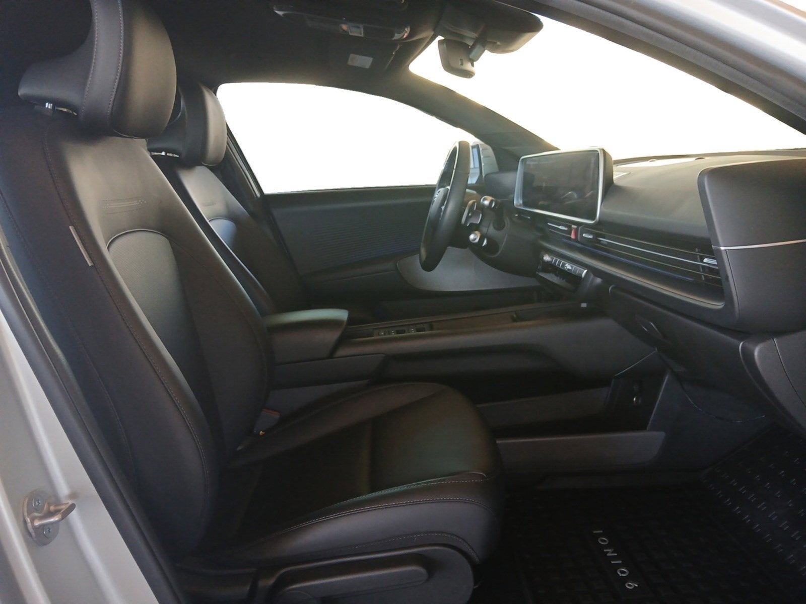 2024 Hyundai IONIQ 6 SEL