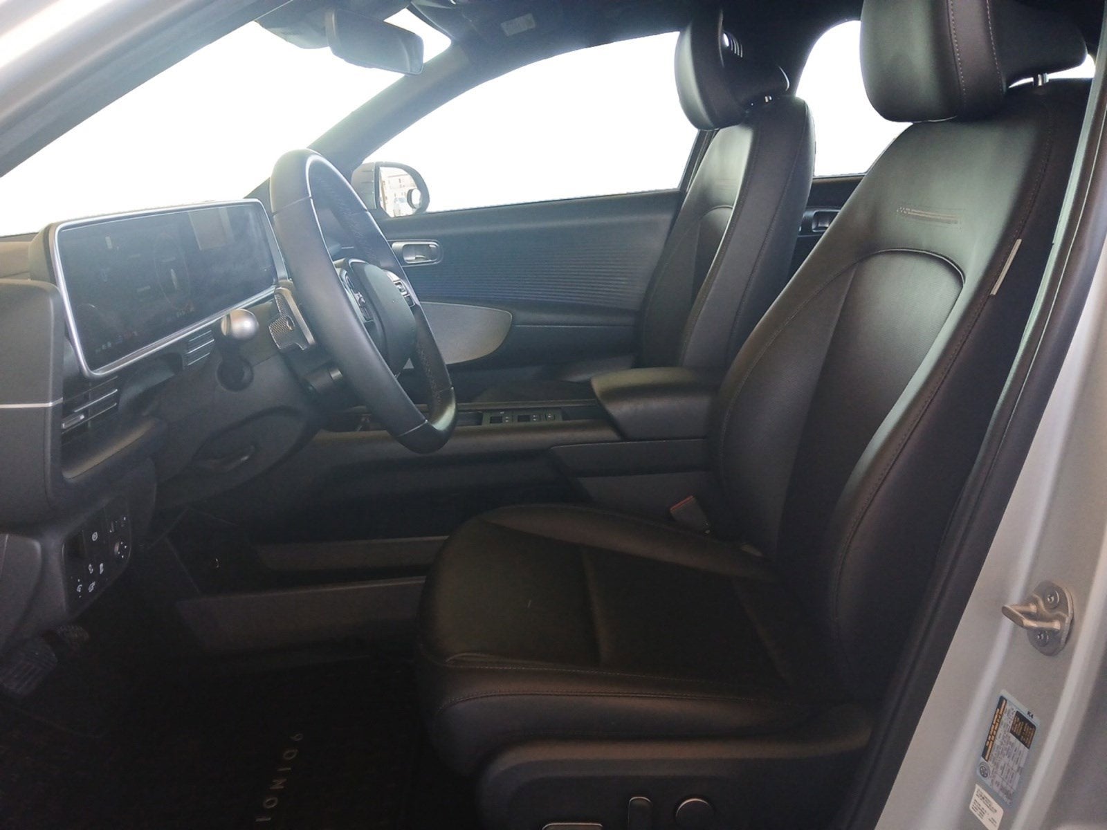 2024 Hyundai IONIQ 6 SEL